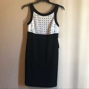 🆕Jones New York - Black and White Dress - Size 2